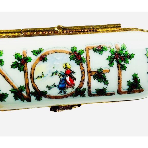 Vintage Limoges Trinket Needle Box Christmas Noel Reindeer Fontanille Marraud FM - Picture 3 of 10